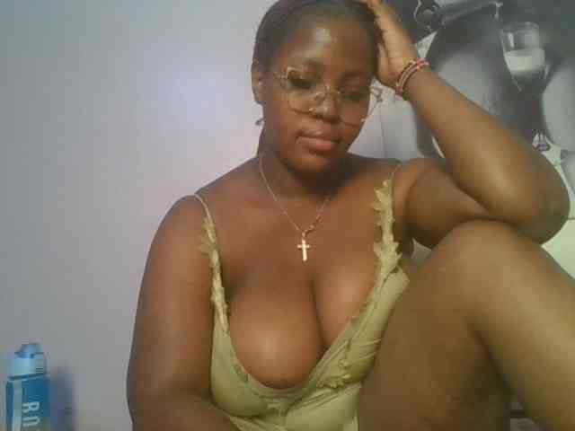 CuteTinkerbella webcam