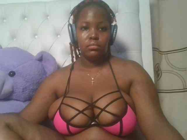 CuteTinkerbella webcam