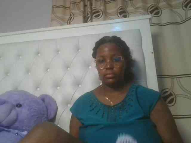 CuteTinkerbella webcam