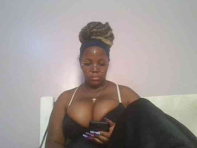 CuteTinkerbella webcam