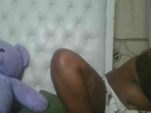 CuteTinkerbella webcam