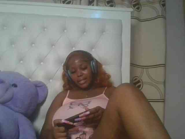 CuteTinkerbella webcam