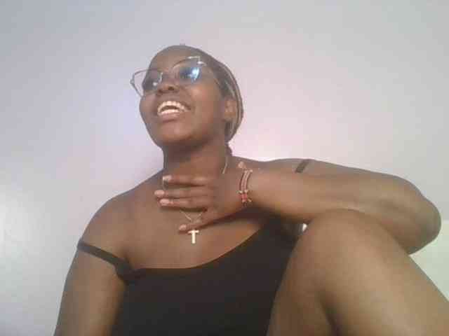 CuteTinkerbella webcam