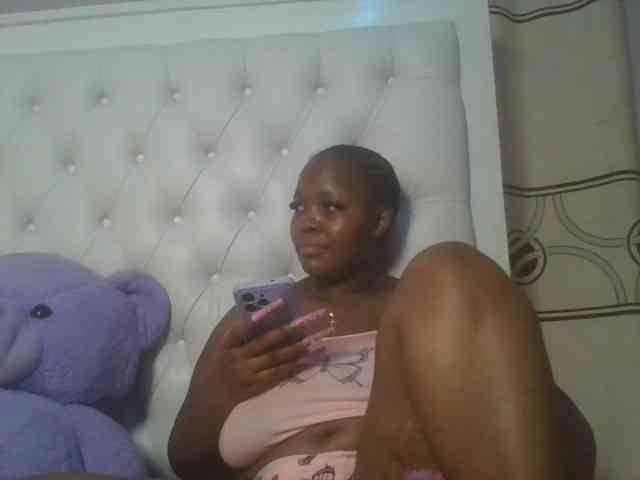 CuteTinkerbella webcam