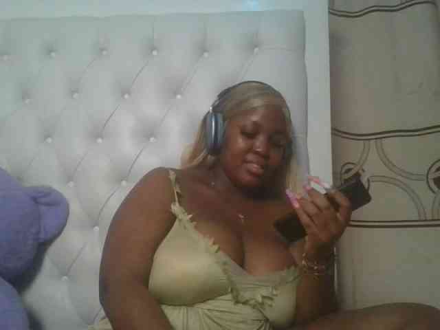 CuteTinkerbella Live Webcam on BongaCams