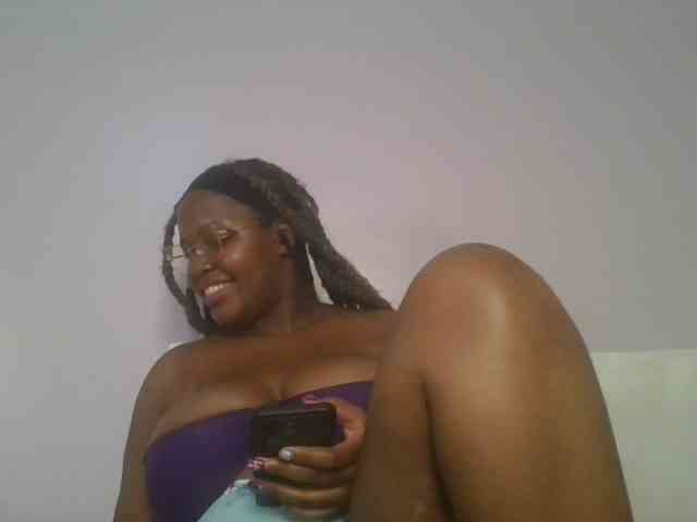 CuteTinkerbella webcam