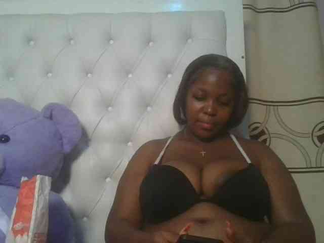 CuteTinkerbella webcam