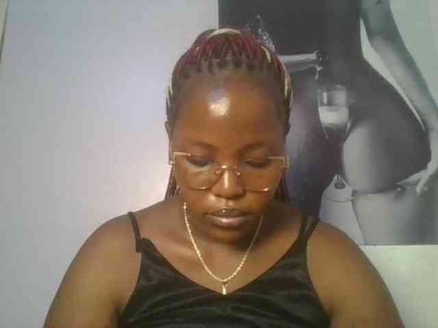 CuteTinkerbella webcam