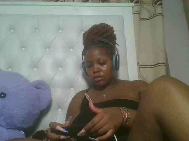 CuteTinkerbella webcam