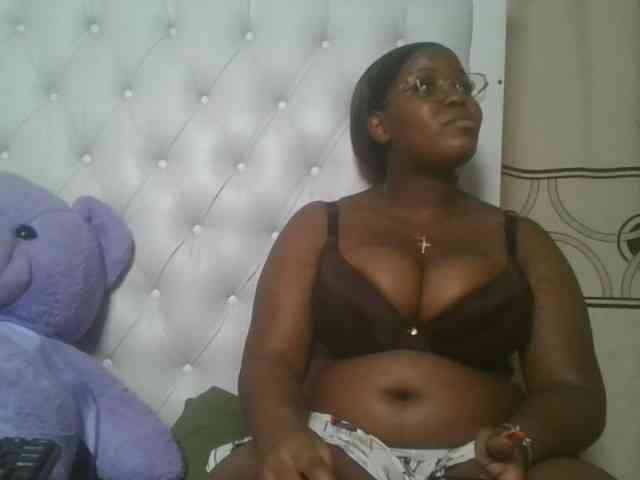 CuteTinkerbella webcam