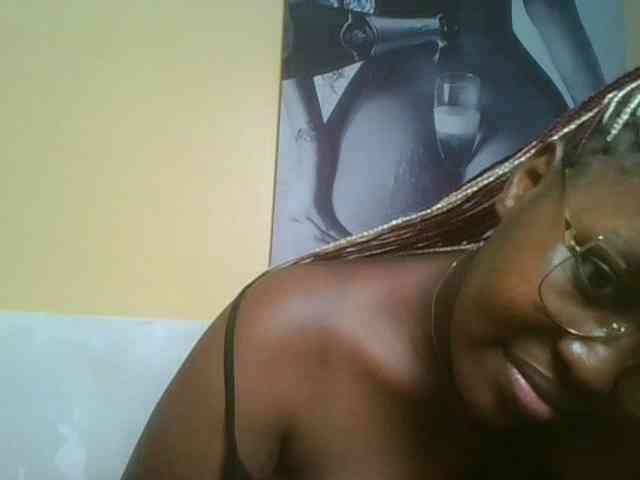 CuteTinkerbella webcam