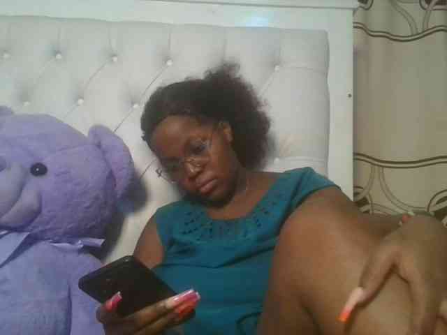 CuteTinkerbella webcam