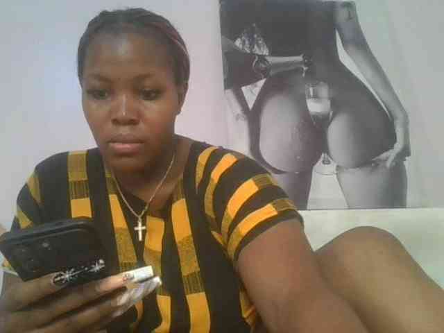 CuteTinkerbella webcam