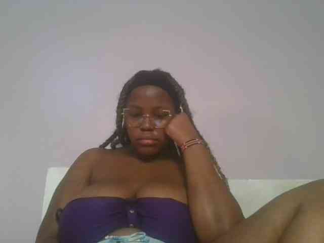 CuteTinkerbella webcam