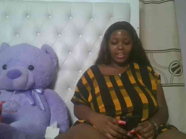 CuteTinkerbella webcam