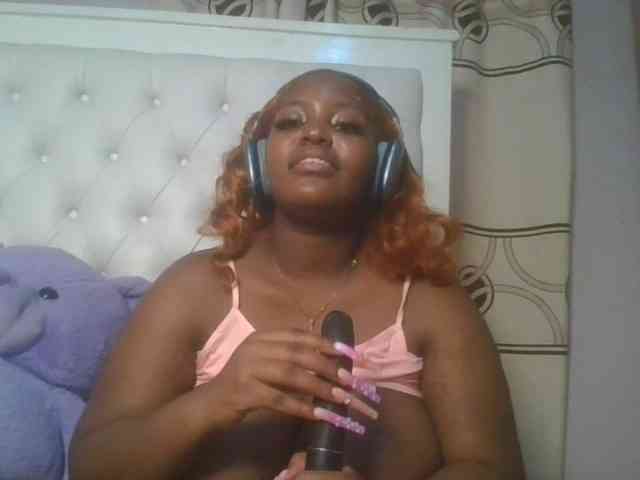 CuteTinkerbella webcam