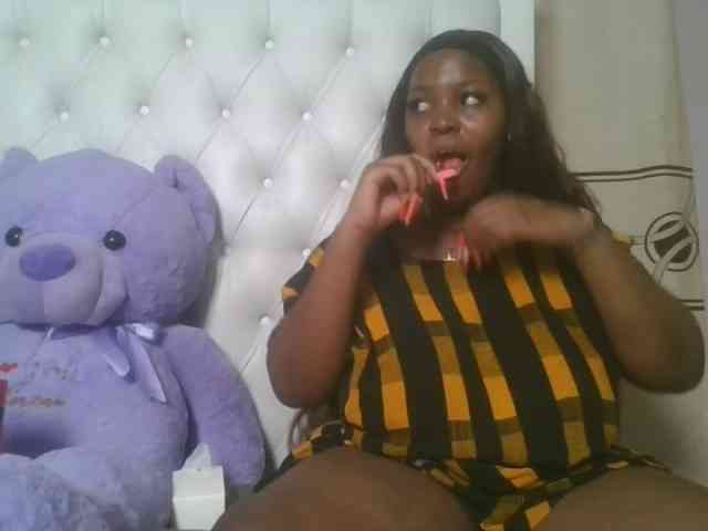 CuteTinkerbella webcam