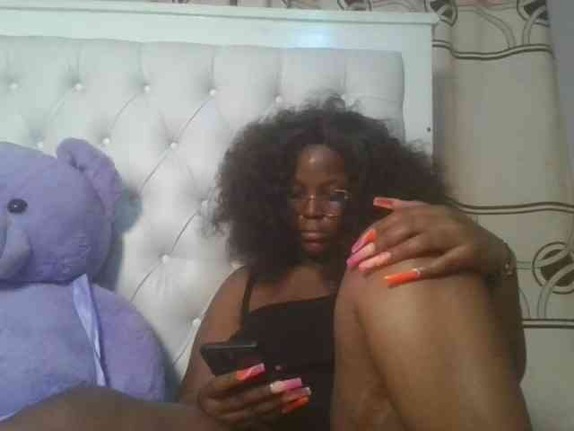 CuteTinkerbella webcam