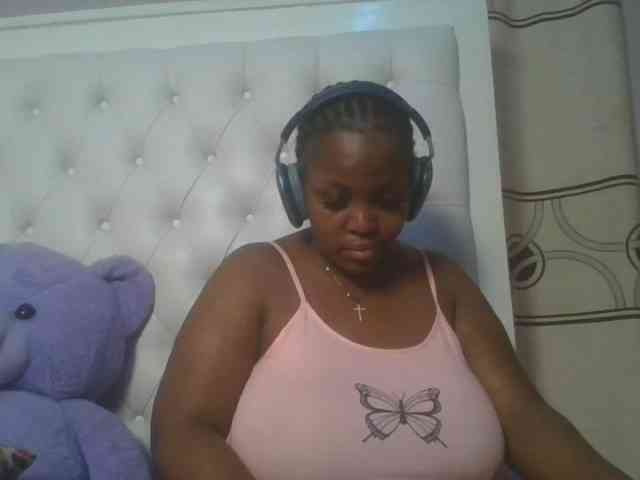 CuteTinkerbella webcam