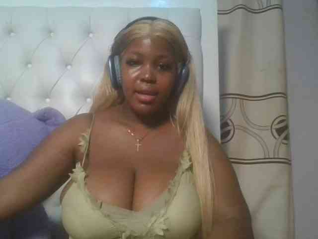 CuteTinkerbella webcam