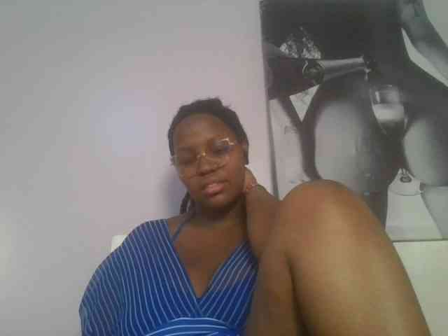 CuteTinkerbella webcam