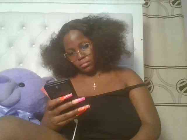 CuteTinkerbella webcam