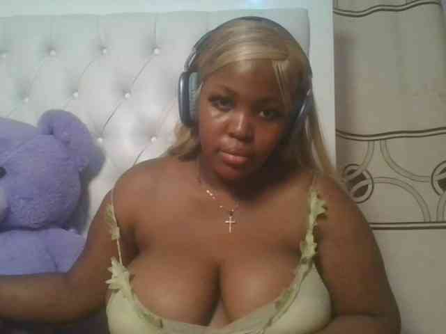 CuteTinkerbella Live Webcam on BongaCams