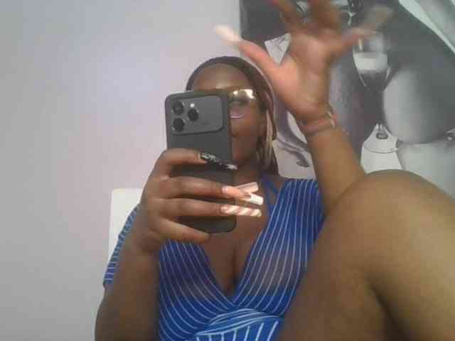 CuteTinkerbella webcam