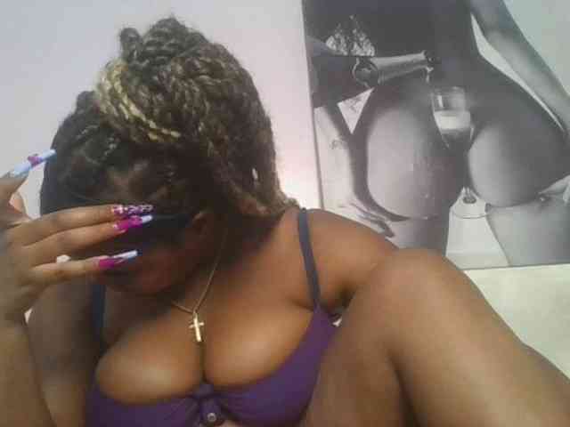 CuteTinkerbella webcam