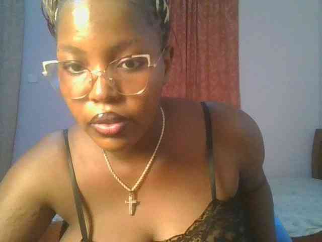 CuteTinkerbella webcam