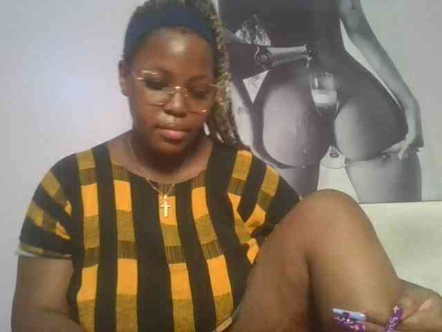 CuteTinkerbella webcam