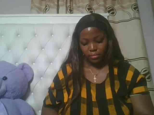 CuteTinkerbella webcam