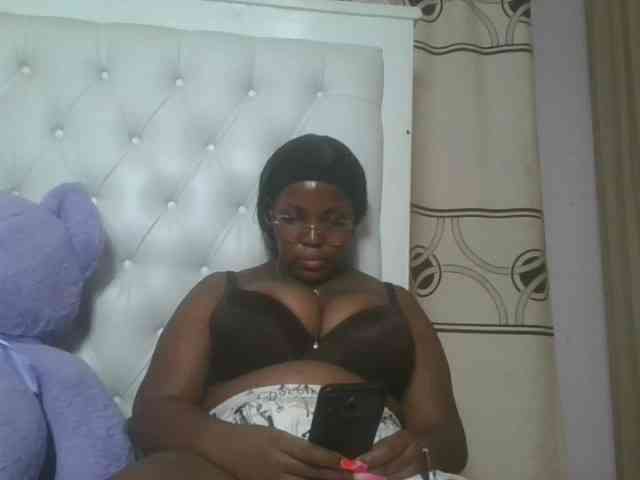 CuteTinkerbella webcam