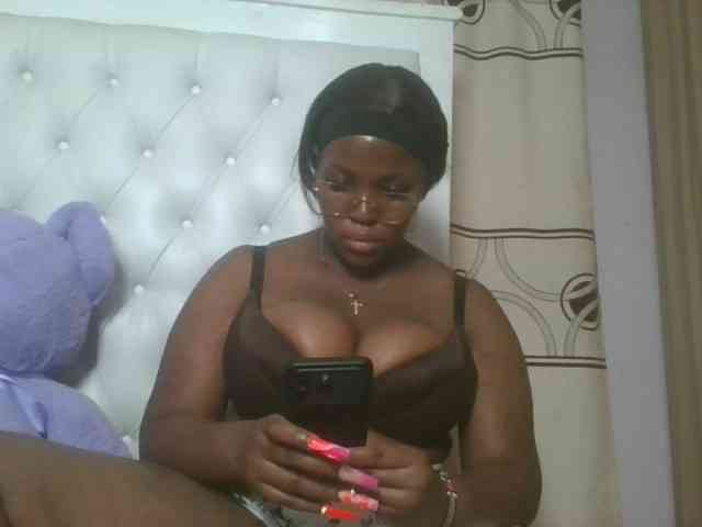 CuteTinkerbella webcam