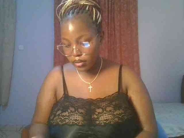 CuteTinkerbella webcam