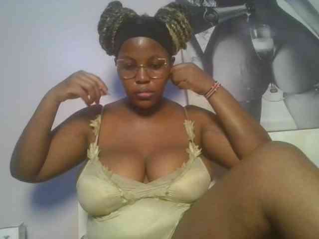 CuteTinkerbella webcam