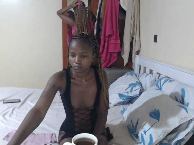 ItsYaGirlPookie – webcam model profile photo