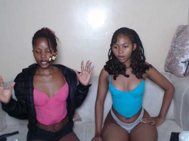 ItsYaGirlPookie's BongaCams show and profile