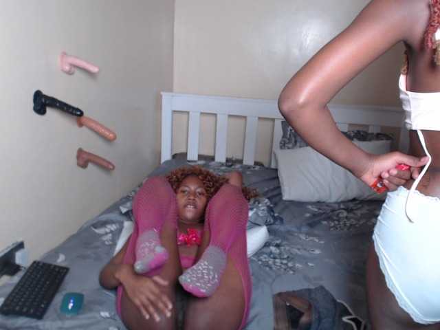 ItsYaGirlPookie's BongaCams show and profile