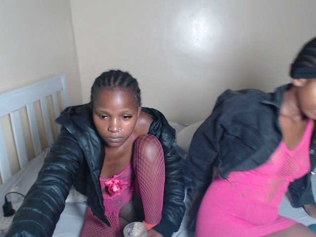 ItsYaGirlPookie's BongaCams show and profile