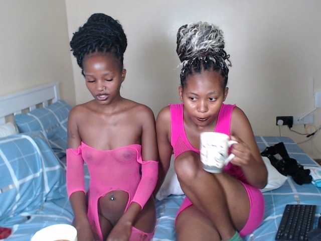 ItsYaGirlPookie's BongaCams show and profile