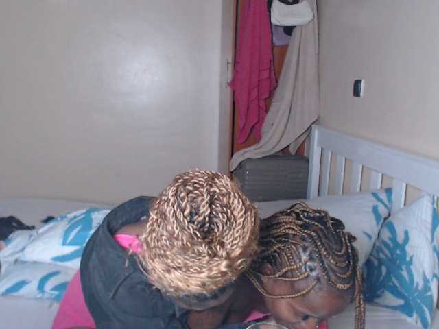 ItsYaGirlPookie's BongaCams show and profile