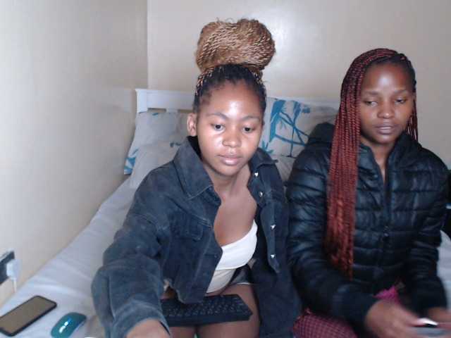 ItsYaGirlPookie's BongaCams show and profile