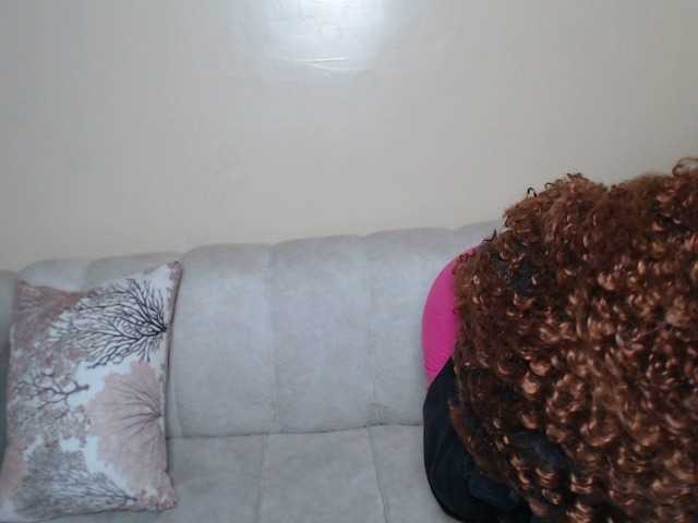 ItsYaGirlPookie's BongaCams show and profile