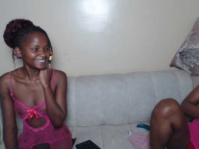 ItsYaGirlPookie's BongaCams show and profile