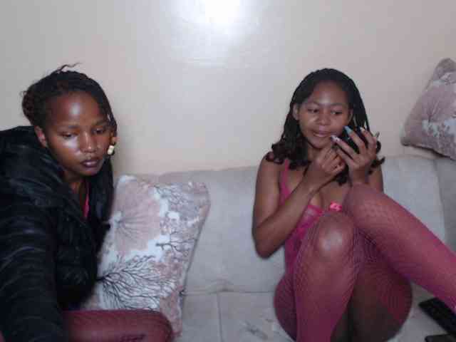 ItsYaGirlPookie webcam