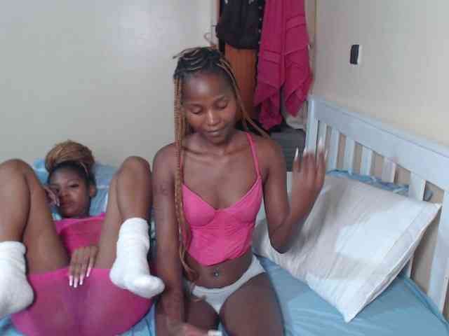 ItsYaGirlPookie webcam