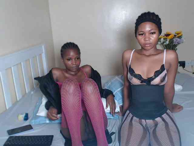 ItsYaGirlPookie webcam