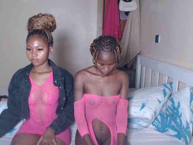 ItsYaGirlPookie webcam