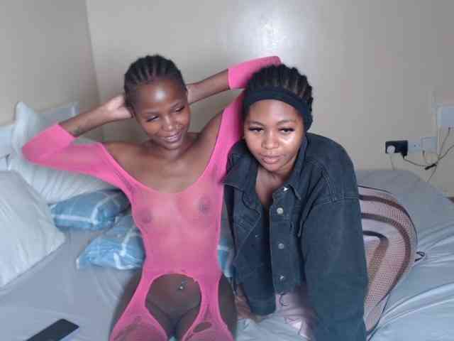 ItsYaGirlPookie webcam